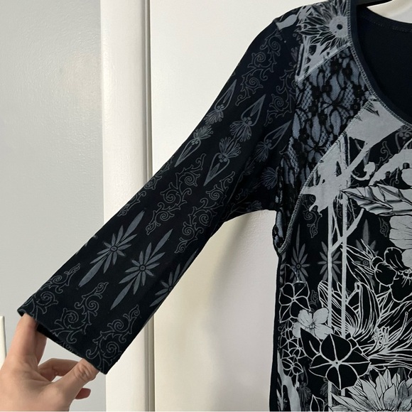 Vanilla Sugar Whimsigoth Tee Size Medium Witchy Grunge Fairy Vintage Floral Y2K - Picture 5 of 7